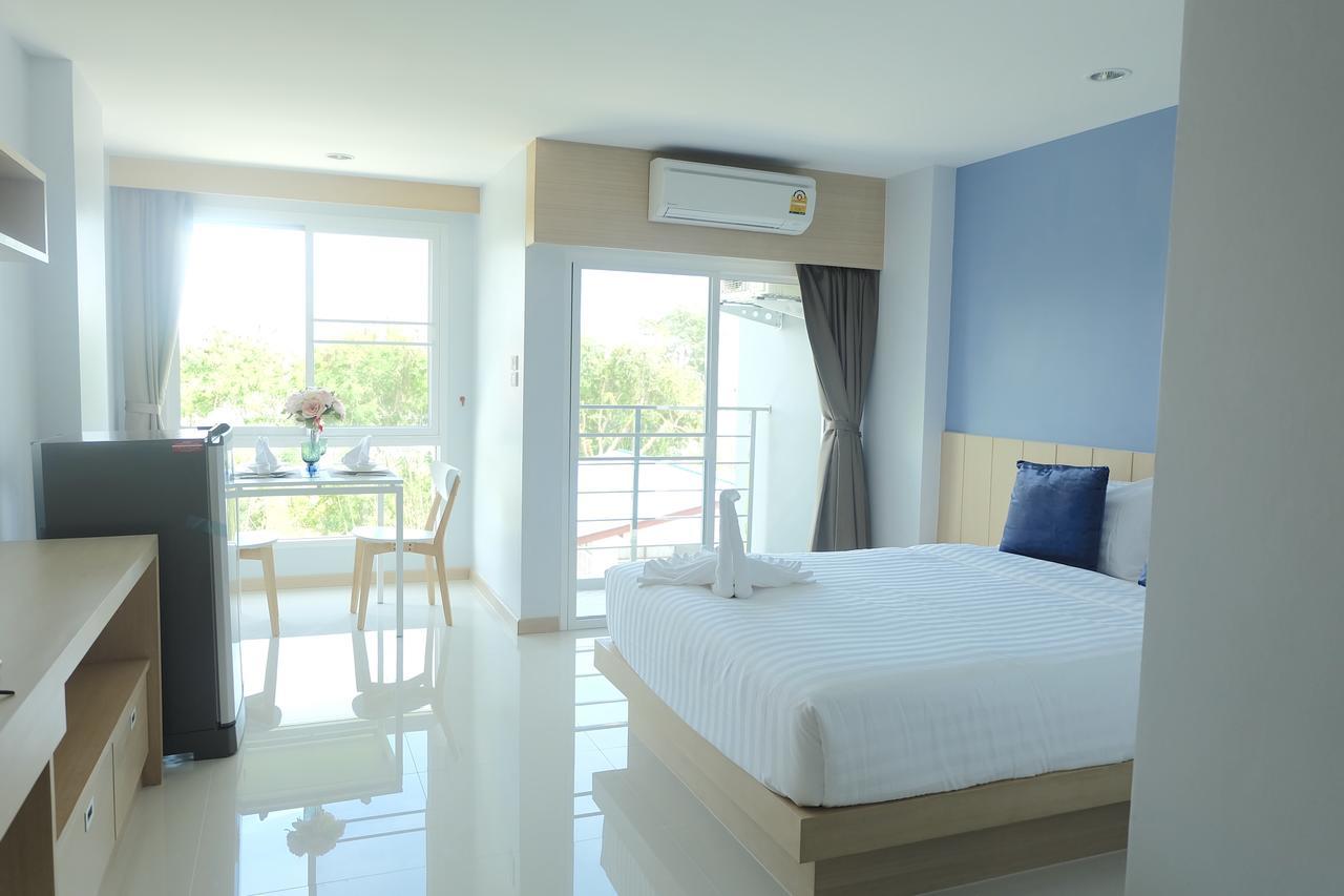 Charisma Residence Rayong Extérieur photo