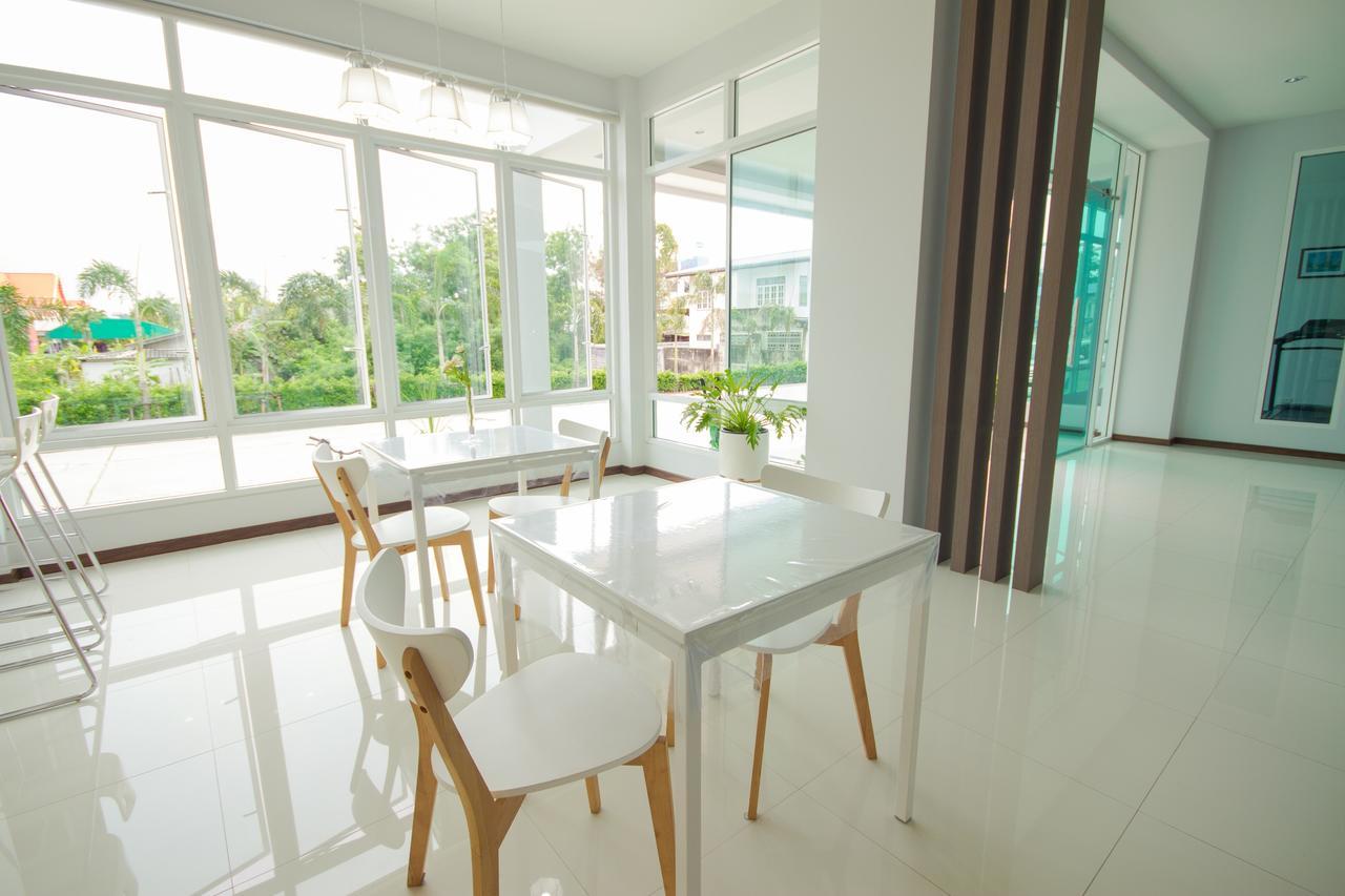 Charisma Residence Rayong Extérieur photo